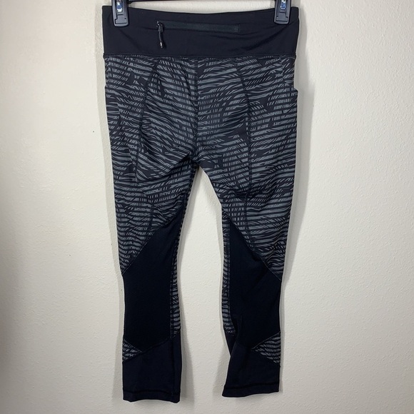 Lululemon Pace Rival Crop *Full-On Luxtreme size 4 - Picture 8 of 9